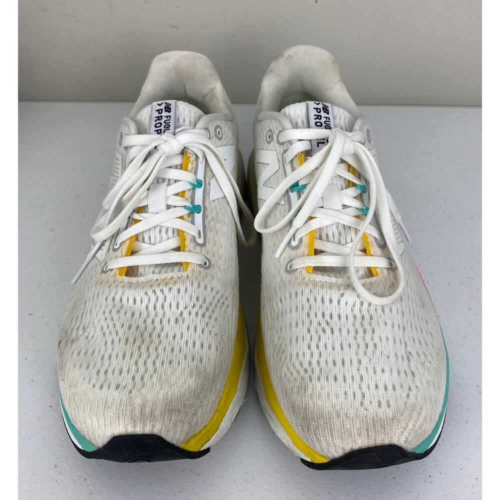 Women New Balance FuelCell Propel V5 athletic shoes sneakers MFCPRLC5, 9.5D - Picture 4 of 8